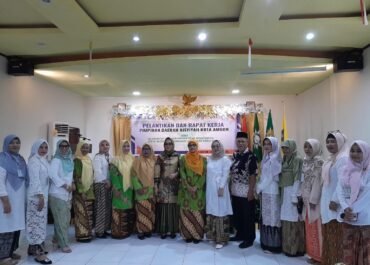 ‘Hadir Di Acara Rapat Kerja Dan Pelantikan Pengurus Aisyiyah Muhamadyah Ini Harapan Wawali Ambon