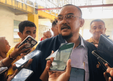 Walikota Ambon Dan Senator DPD RI Boy Lattuconsina  Meninjau Pembangunan Mal Pelayanan Publik Di Lantai 4 Gedung Ambon Plaza
