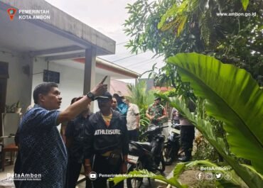 Temui Warga Di Acara WAJAR Walikota Bodewin Minta Warga Waspada Banjir Dan Longsor