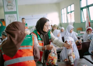 Pertamina Parta Niaga Maluku Dan Papua Berkolaborasi Dengan BPBD Kota Ternate Berikan Edukasi Mitigasi Bencana Kepada Anak-anak Sekolah