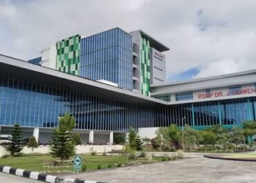 Anggota Komisi IV DPRD Maluku Lucky  Wattimury Sesalkan Lambannya Penanganan Pasien Oleh Pihak RSUP Leimena