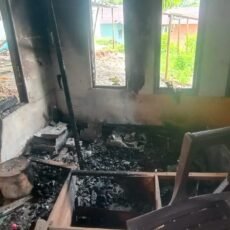 Pernytaaan  Kadis Perumahan Kota Ambon Bahwah Rumah Warga Hunuth Sudah Semuanya diTangani Dibantah Raja Hunuth Jondy Kapuuw