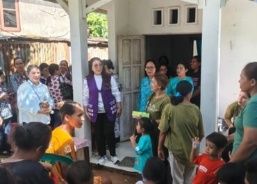 Ketua TIM Penggerak PKK Bersama Pengurus PKK kota Ambon Kunjungi Posyandu Kesya