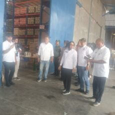 Pastikan Stok Aman, Wakil Walikota Ambon Turun Sidak Sejumlah Distributor Besar Yang Ada Di Ambon
