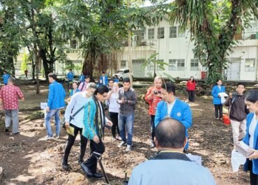 Sekda Maluku Buka Gerakan Penanaman 500 Anakan Pohon Dalam Rangkah Dies Natlalies ke-63 Universitas Pattimura Dan HUT Balai POM