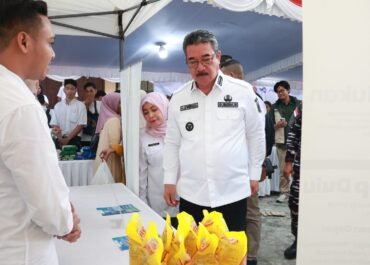 Gebernur Maluku Buka Gerakan Pangan Murah Dan Buka Puasa Bersama Warga Liang Maluku Tengah