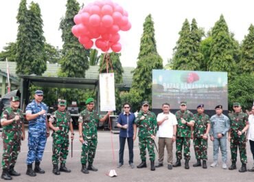 Bazar Ramadan TNI di Makodam XV/Pattimura, Perkuat Kepedulian Sosial