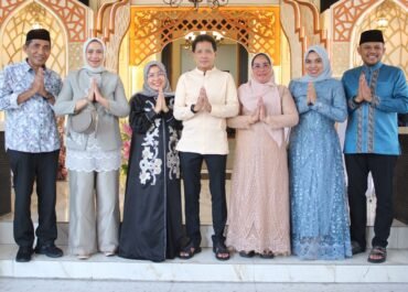 Hangat dan Penuh Kebersamaan, Sekda Maluku Gelar Open House Idul Fitri