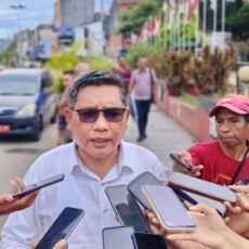 Walikota Ambon Minta Masyarakat Ikut Terlibat Dalam Pengawasan Bantuan Cadangan Pangan Pemerintah