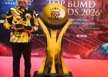 Wali Kota Ambon Apresiasi Perumdam Tirta Yapono yang Raih Top BUMD Bintang 4
