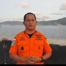 44 Penumpang KM.Putra Crrish Berhasil Diselamatkan Tim SAR Gabungan Saat Kandas Di Perairan Benjina