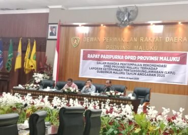 DPRD MaluKu Rapat Paripurna Bahas LKPJ Tahun 2025 Pansus Berikan Catatan Kritis Kepada Pemerintah Daerah