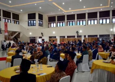 Wisuda Perdana Universitas Muhammadiyah Maluku Gubernur Berikan Arahan Sambut Blok Marsela