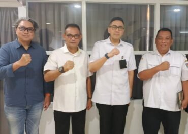 Kadiskominfo Maluku Dan Kepala Pusdatin Kemendagri Bahas Otimalisasi Data lewat Aplikasi” Pelita”