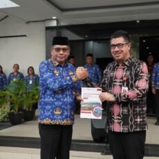 Ojk Provinsi Maluku Bersama Pemkot Luncurkan Modul Ajar Literasi Keuangan Tingkat SMP / MTS Di Kota Ambon