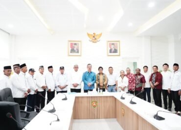 Gubernur Bertemu Pemda Maluku Tenggara Bahas Permohonan izin Aktivitas Tambang Galian C