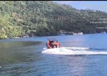 Longboat Berpenumpang 20 orang Rute P. Hatta Tujuan Banda Besar Mengalami Mati Mesin