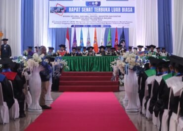 Gubernur Maluku Apresiasi Lembaga UKIM Mewisuda 323 Wisudawan