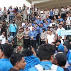 Gubernur Berjanji Tindak Lanjuti Aspirasi Mahasiswa