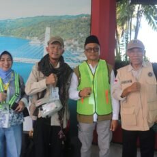 Kedatangan Jemaah Haji Kloter 26 Embarkasi Haji Antara Provinsi Maluku Di Sambut Haru