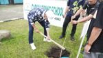 Wali Kota Ambon Lakukan Penanaman Pohon Trembesi, Perkuat Komitmen Penghijauan Kota
