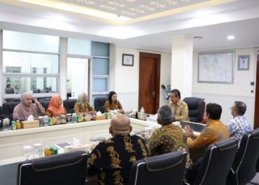 Terima Audens Menajemen RS .Fatmawatti, Gubernur Maluku Minta Perkuat Transformasi RSUD dr. M. Haulussy