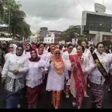 Parade Kebaya Ambon Melibatkan 1500 Anak PAUD Dan Kelompok Organisasi Perempuan Maluku