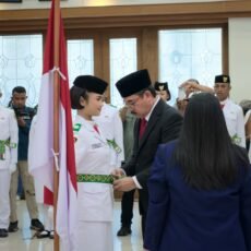 Gubernur Maluku Hendrik Lewerissa Kukuhkan 28 Paskibraka Maluku Tahun 2026