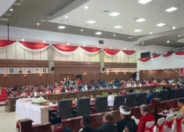 DPRD Maluku Bersama Pemerintah Provinsi Maluku Gelar Rapat Paripurna HUT Provinsi .Gubernur Optimis Pertumbuhan Ekonomi Meningkat