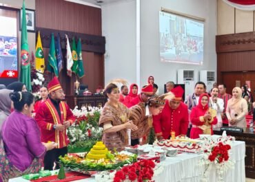 Sorotan Ketua DPRD Maluku Di HUT Provinsi Maluku