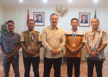 Gubernur Maluku Dukung Matheos Berhitu Atlit Lari Marathon