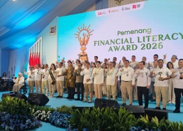 Pemkot Ambon Raih Penghargaan Financial Literacy Award 2026 dari OJK RI