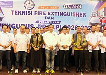 Tenaga Ahli Mentri ESDM Bung Michael Wattimena Apresiasi pelantikanDewan pengurus Nasional perkumpulan pengusaha Alat Keselamatan Pelayaran Indonesia