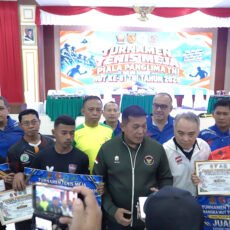 Momen Haru Pangdam Pattimura Angkat Juara Tenis Meja SMP Jadi Anak Asuh