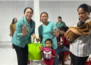 Kurangi Angkah Stunting Di Kecamatan Teluk Ambon Baguala Pengurus TIm Penggerak PKK Kota Ambon Berikan Sembako