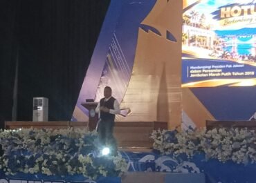 Dihadapan Mahasiswa Dan Alumni Unpatti DR Maikel Wattimena Ceritakan Pengalaman Sebagai Orang Sukses