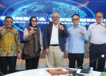 MATANGKAN IMPLEMENTASI  CALL CENTER 112, PEMKOT AUDIENSI  DENGAN KOMDIGI