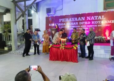 Keluarga Besar DPRD Kota Ambon Rayakan Natal Bersama