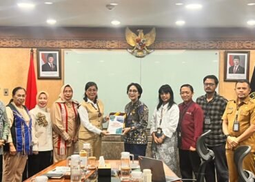 Maya Baby Lewerissa, melakukan audiensi dengan Asisten Deputi Pemberdayaan Masyarakat Destinasi Pariwisata Kementerian Pariwisata Republik Indonesia